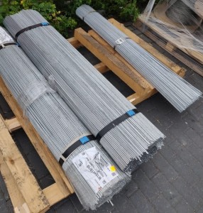 Pręt stalowy gładki ocynkowany 140 cm - Ø 6 mm (palik do pnia winorośli)